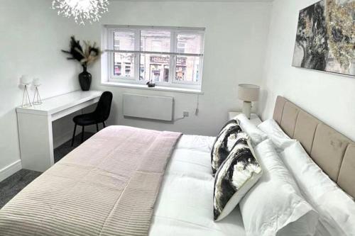 luxury 2 bed apartment lindley huddersfield