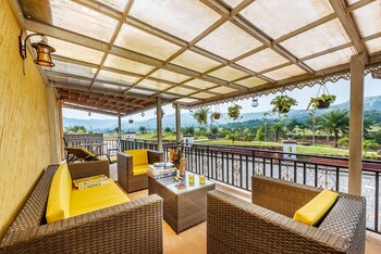 cosmicstays rajgad vista stay and play