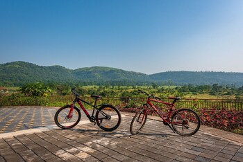 cosmicstays rajgad vista stay and play
