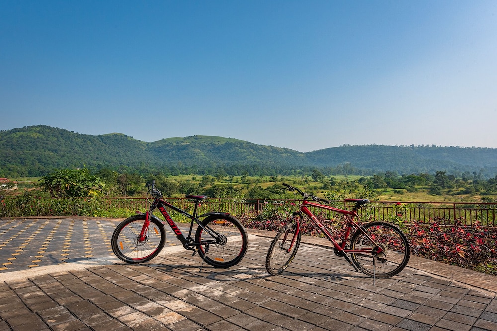 cosmicstays rajgad vista stay and play