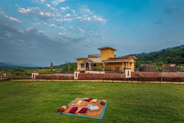 cosmicstays rajgad vista stay and play