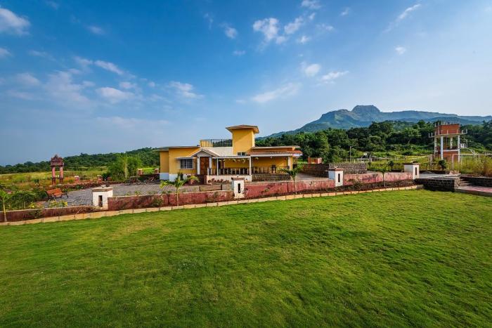 cosmicstays rajgad vista stay and play