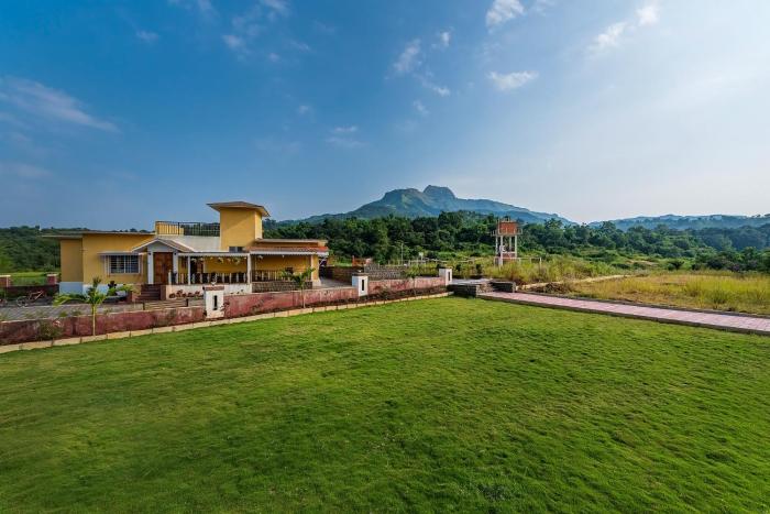 cosmicstays rajgad vista stay and play