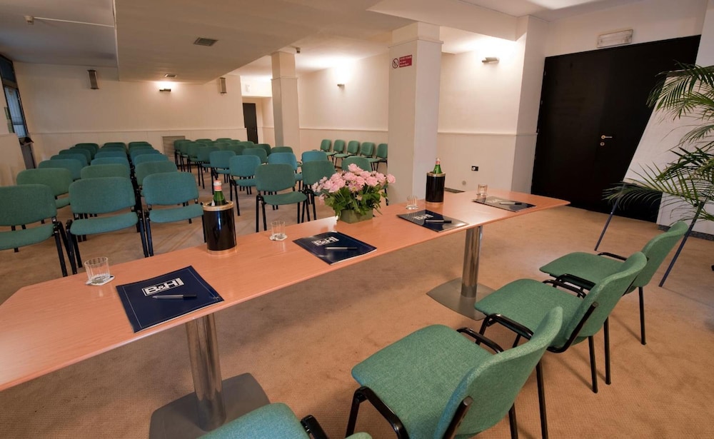 hotel comtur