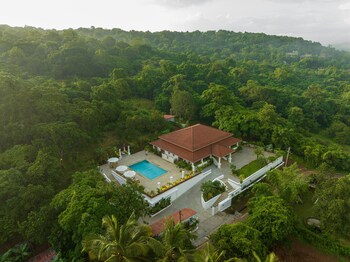 ama stays and trails palmeira de socorro goa