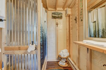 tree fort escape
