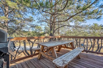 tree fort escape