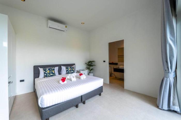 luxury 6 bed private pool villa llw
