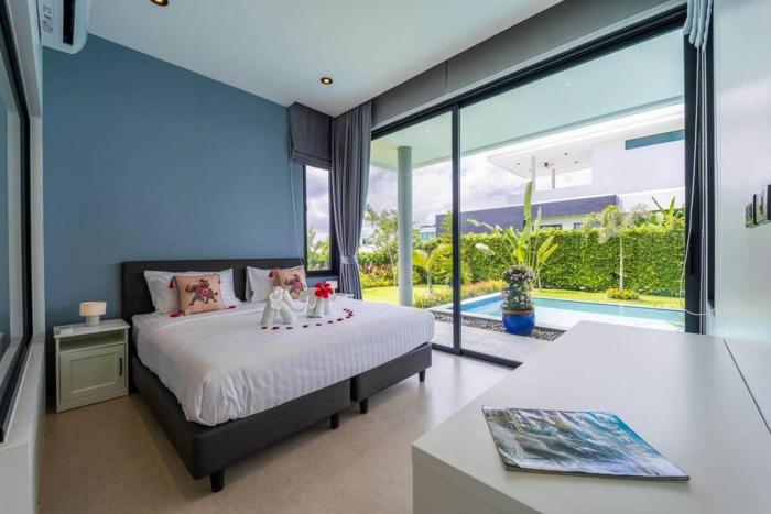 luxury 6 bed private pool villa llw