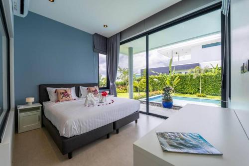 luxury 6 bed private pool villa llw