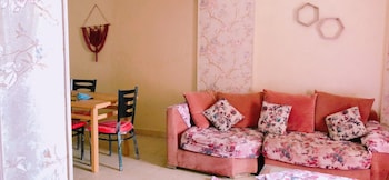 Cozy Apartment Maadi Ring Road &Smart Tv,Harmeen Street- Tabark Compound,2 star