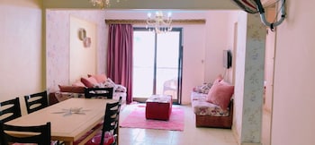 Cozy Apartment Maadi Ring Road &Smart Tv,Harmeen Street- Tabark Compound,2 star
