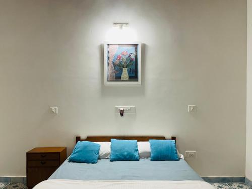 The Thota Mane,,3 star