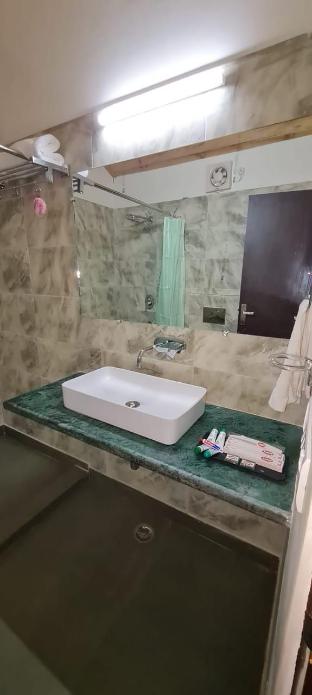 brar tiger resort corbett by royal collection