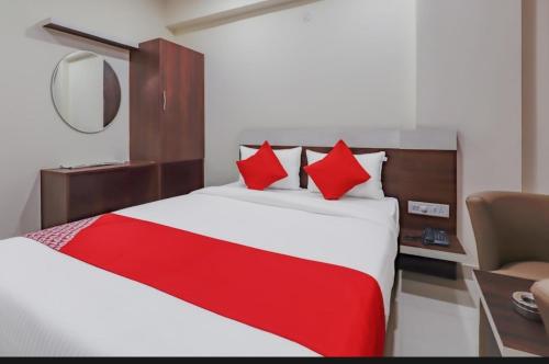 Royal Wood Deluxe,,3 star