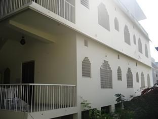 Lal Ghat Guest House,,1 star