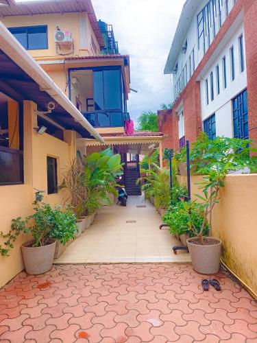 shraddha luxury room