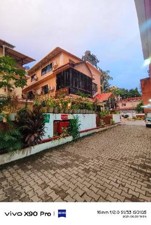 shraddha luxury room