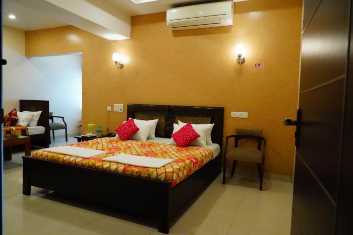 vinayagam residency