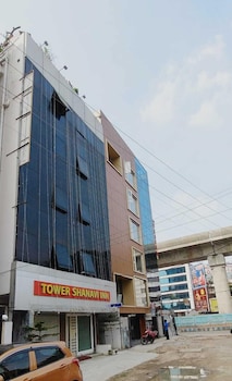 hotel shanavi tower