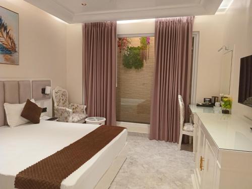 The Victoria,,2 star