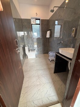 corbett the vedant by stay bliss retreat