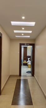 Hotel Imperial Inn,,3 star