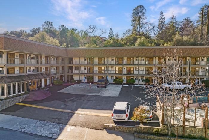 heritage inn yosemite sonora