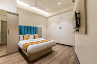 Hotel The Mumbai Inn,90 Feet Road, Next To Peninsula, Near Tilak Nagar Gate, Opp. Dilshad Hotel, Sakinaka, Mumbai, Maharashtra 400072,2 star