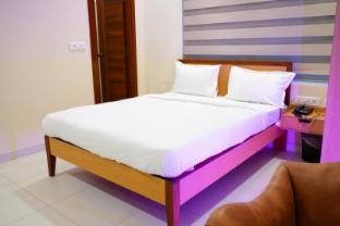 am suites luxury service apartments