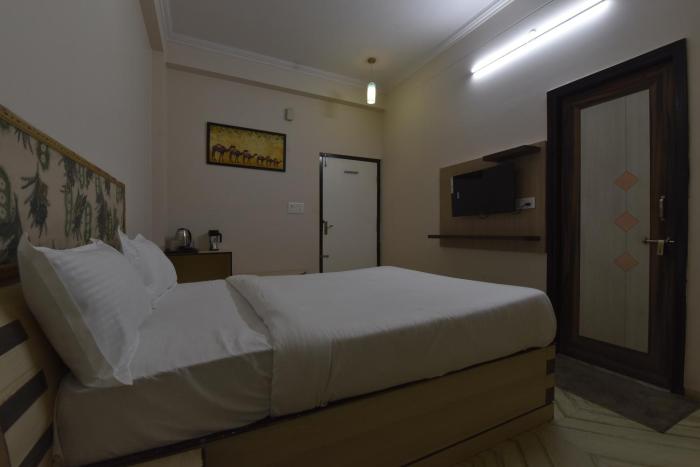 hotel the grand kailash