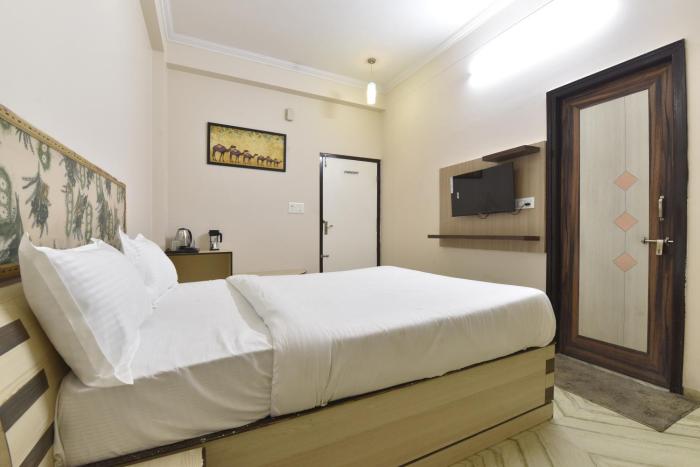 hotel the grand kailash