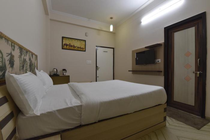 hotel the grand kailash