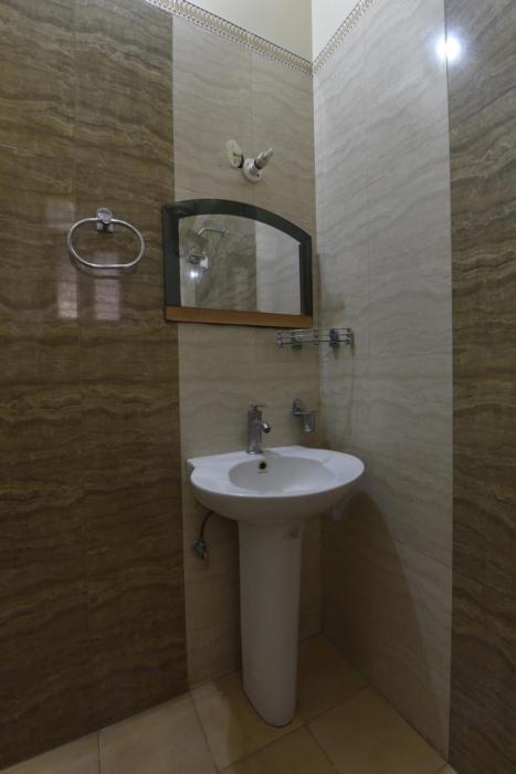 hotel the grand kailash