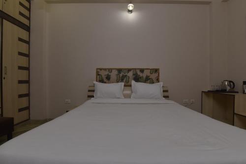 hotel the grand kailash