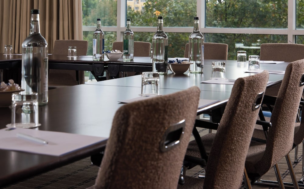 holiday inn express london greenwich by ihg