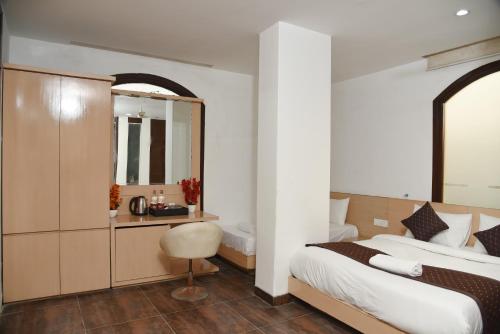 hotel the emporio a boutique rooms