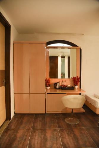 hotel the emporio a boutique rooms