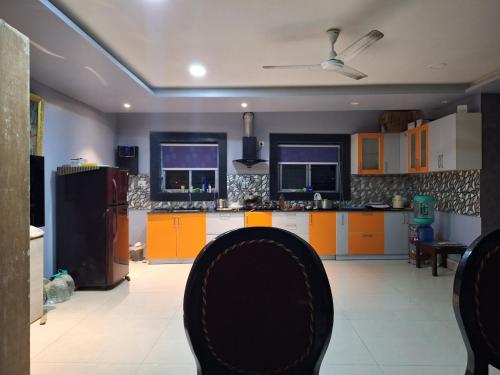 mavenoak dreams bandb