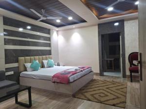 mavenoak dreams bandb