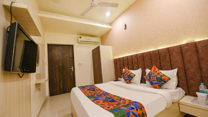 hotel seventh heaven