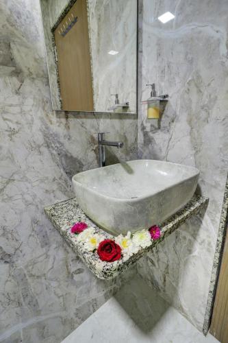 hotel shree residency lodging and boarding
