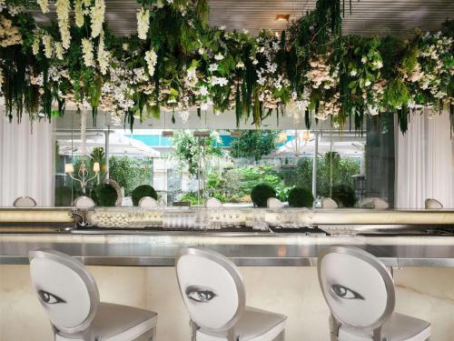 sanderson london