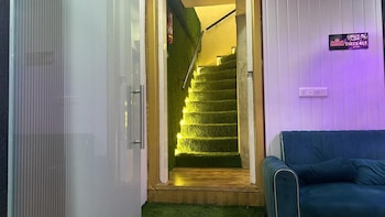 hotel grand villa