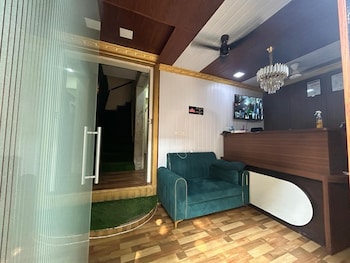 hotel grand villa
