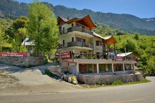 villa riverine cafe and riverview residencies