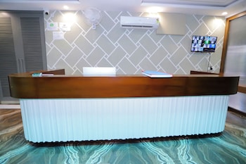 hotel nirvana inn near expo center