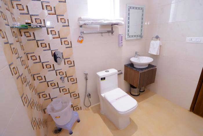 hotel nirvana inn near expo center