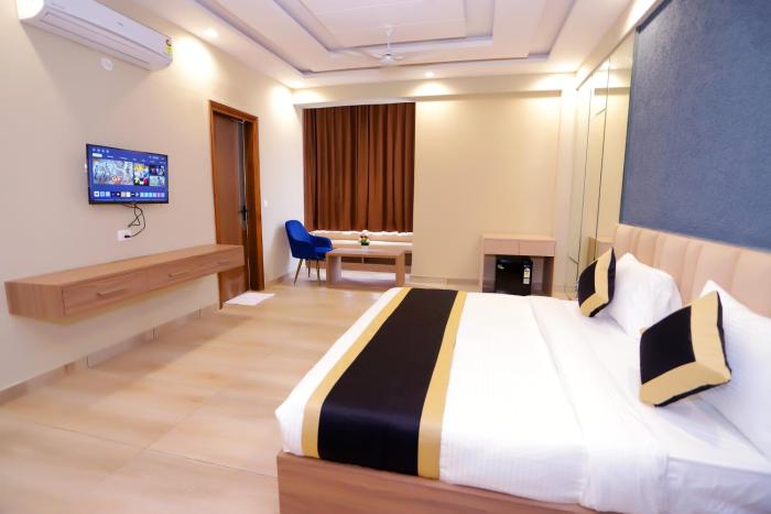 hotel nirvana inn near expo center