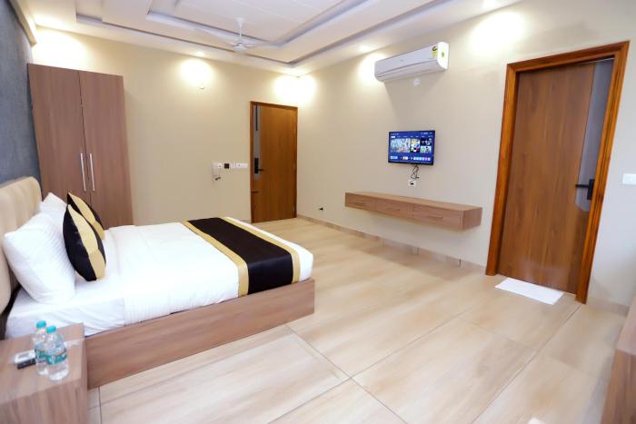 hotel nirvana inn near expo center